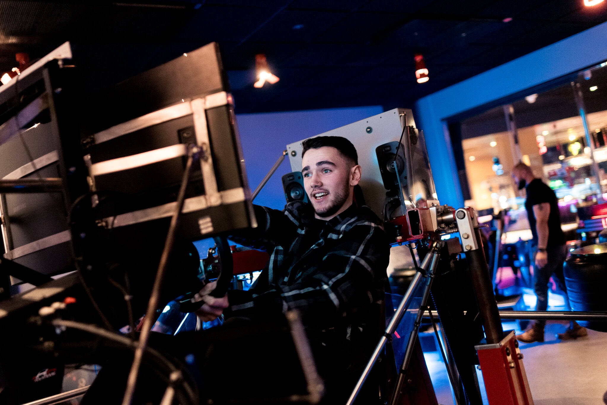 _DSC9292 Högteknologiskt robotbromsspel på Ballbreaker nöjescenter, idealiskt för team-building och nöje.